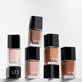 DIOR Vernis Nail Polish
