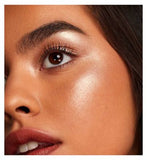 r.e.m. beauty Interstellar Highlighter Topper