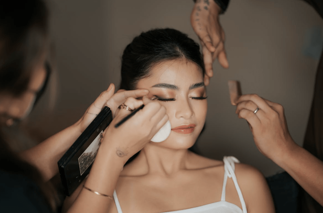 How to Start a Makeup Business from Home - Brandlistry Nigeria