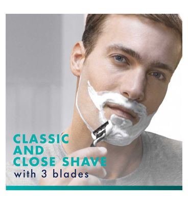 Gillette Mach3 Razor For Men, 1 Gillette Razor, 2 Razor Blade Refills