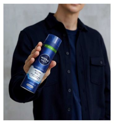 NIVEA MEN Protect & Care Moisturising Shaving Gel with Aloe Vera 200ml