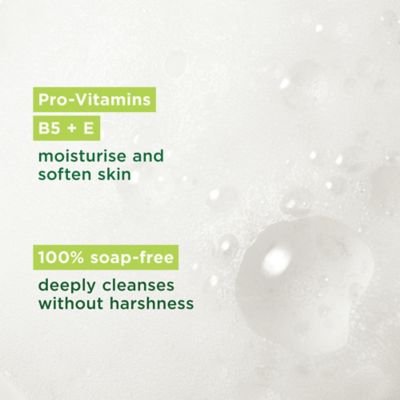 Simple Kind to Skin Moisturising Facial Wash 150ml
