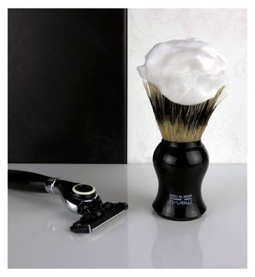 men-ü Black Barbiere Pure Bristle Shaving Brush with stand & free 15ml shave crème buddy tube