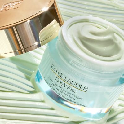 Estée Lauder Daywear Multi-Protection Anti-Oxidant 24H Moisturiser Crème Normal/Combination Skin SPF 15 50ml