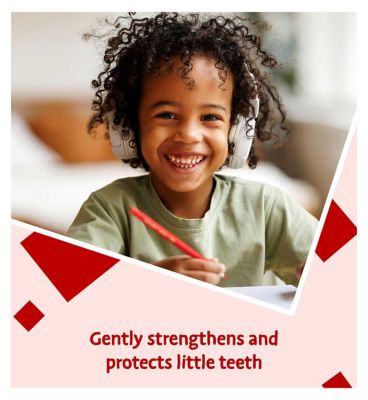 Aquafresh Kids Fluoride Toothpaste, Little Teeth Toothpaste, For Ages 3-5, 75ml