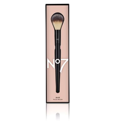 No7 Base Face Brush