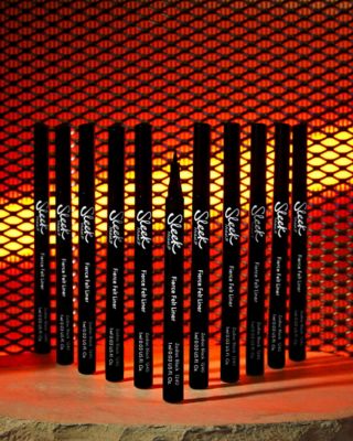 Sleek MakeUP Fierce Felt Eyeliner