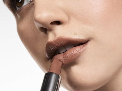 Clinique Dramatically Different Lipstick Shaping Lip Colour