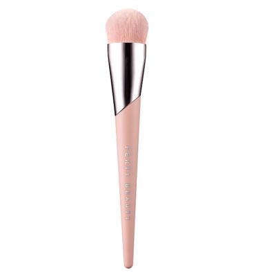 Fenty Beauty Full-Bodied Foundation Brush 110