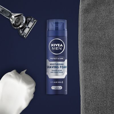 NIVEA MEN Protect & Care Moisturising Shaving Foam 200ml