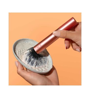 Real Techniques Brush Cleansing Palette
