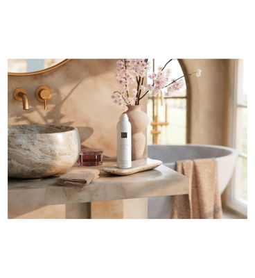 Rituals The Ritual of Sakura Cherry Blossom & Rice Milk Foaming Shower Gel 200ml