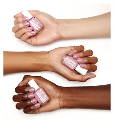 Essie Nail Polish 718 Suits You Swell, Lilac Purple Colour, High Shine and High Coverage Nail Polish 13.5 ml