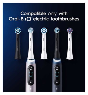 Oral-B iO™ Ultimate Clean Black Replacement Electric Toothbrush Heads 2 Pack