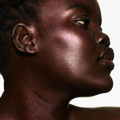 Fenty Beauty Diamond Bomb All-Over Diamond Veil - Rosé Rave