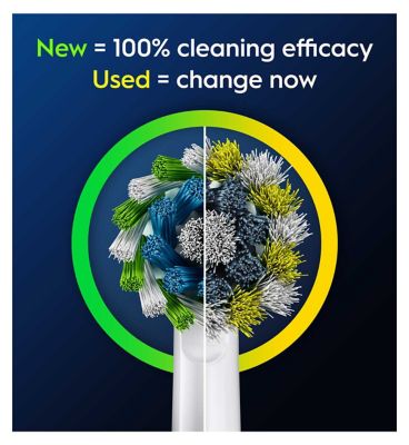 Oral-B CrossAction Toothbrush Head with CleanMaximiser Technology, 4 Pack