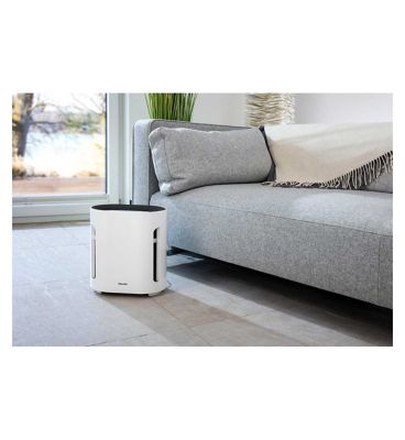 Beurer Compact Air Purifier with ionic cleaning function LR210