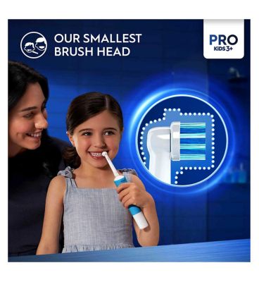 Oral-B Kids Spiderman Brush Heads for Electric Toothbrush, 4 Brush Heads