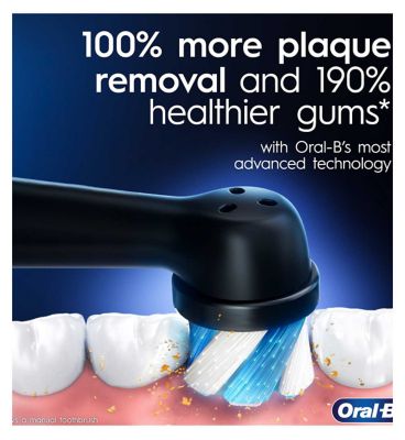 Oral-B iO7 Electric Toothbrushes - Black & White Duo Pack