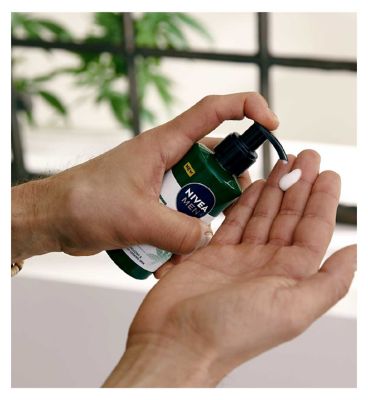 NIVEA Men Sensitive Pro Ultra Calming After Shave Balm with Hemp Oil, 150ml
