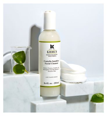 Kiehl's Centella Sensitive Facial Cleanser 250ml