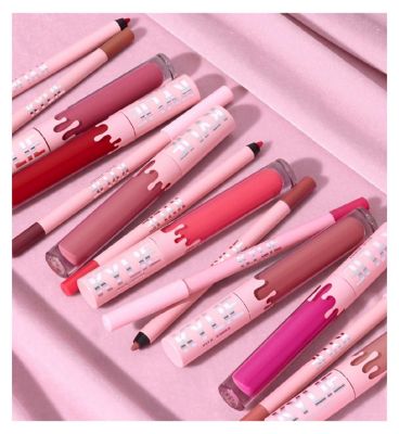 Kylie Cosmetics Velvet Lip Kit