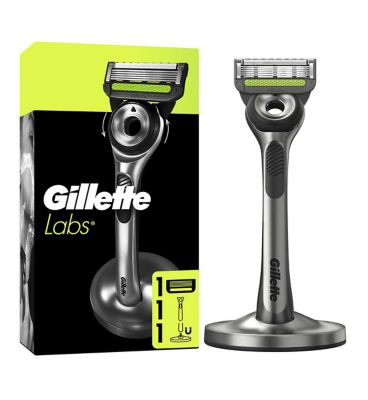 Gillette Labs&nbsp;Razor with Exfoliating Bar & Magnetic Stand