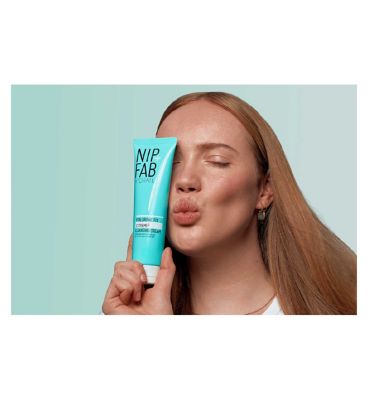 Nip+Fab Hyaluronic Fix Extreme4 Hydration Cleansing Cream 150ml