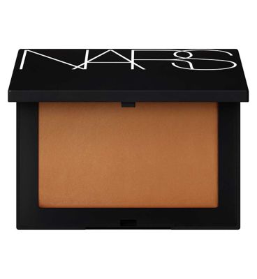 NARS Light Reflecting Setting Powder – Pressed