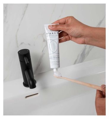 Waken Whitening Toothpaste PepperMint 75ml
