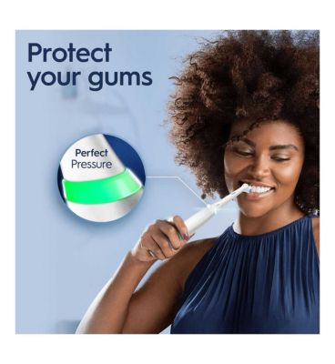 Oral-B iO4 Electric Toothbrush - White (+Travel Case)