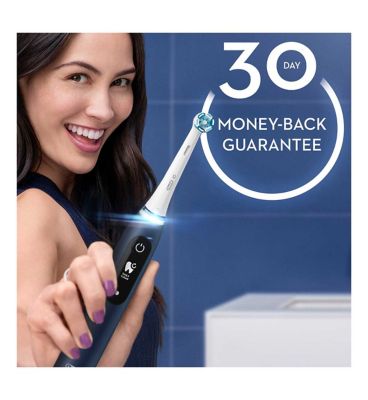 Oral-B iO7 Electric Toothbrush - Blue