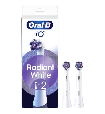 Oral-B iO Radiant White Toothbrush Heads, 2 Pack