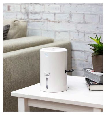 Black & Decker Portable Mini Dehumidifier with Low Noise Operation 900 ml Water Tank