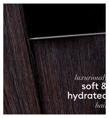 TRESemmé Shampoo Rich Moisture 680ml