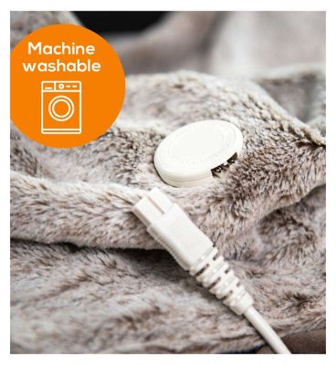 Beurer Nordic Fluffy Heated Throw HD75