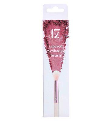 17. Tapered Eyeshadow Brush