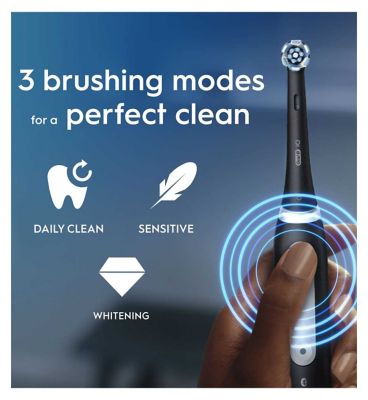 Oral-B iO3 Electric Toothbrush Matt Black & Ice Blue Duo Pack