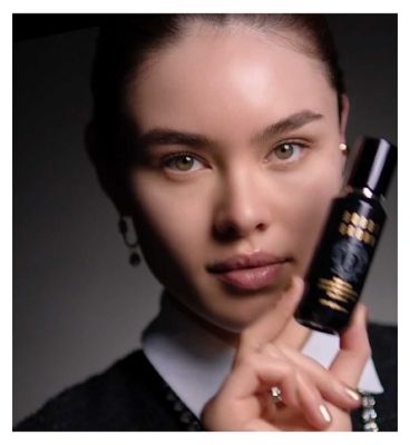 Bobbi Brown Soft Focus Foundation Brush