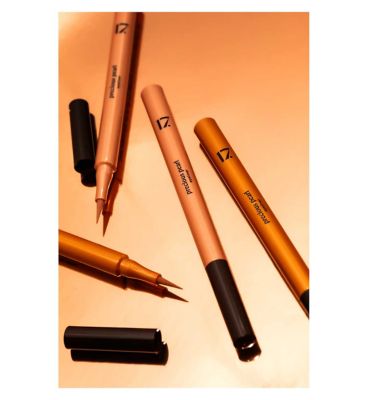 17. Pearl Eyeliner 1ml