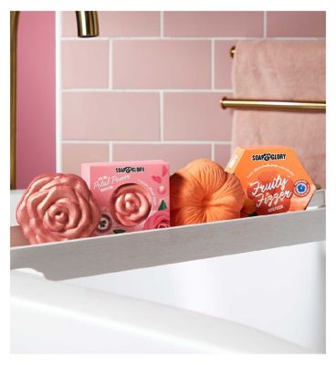 Soap & Glory Fruity Bath Bomb Fizzer