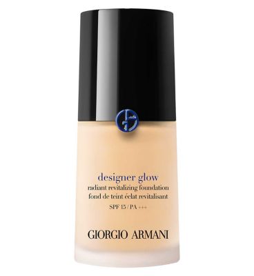 Giorgio Armani Designer Glow Foundation SPF 15 30ml