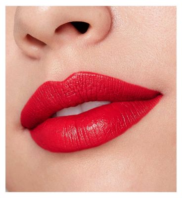 r.e.m. beauty On Your Collar Classic Lipstick 0.7g