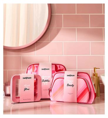 Soap & Glory Pack up your bubbles Washbag