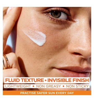 Garnier Glow & Protect Duo: Natural Bronzer Self-Tan Drops (30ml) & Ambre Solaire Vitamin C Facial SPF50+ Fluid (40ml) Bundle