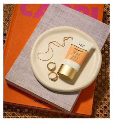 No7 Radiance+ Brightening Foundation 30ml
