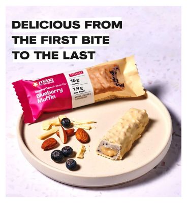 Maxi Nutrition Creamy Core Hazelnut Nougat Protein Bar 45G x 12 Bundle