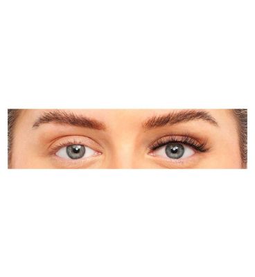 Eylure Faux Mink Clusters Volume 01 False Lashes Pair and Lash Adhesive 1ml