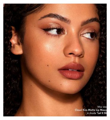 ICONIC London Cloud Kiss Matte Lip Mousse