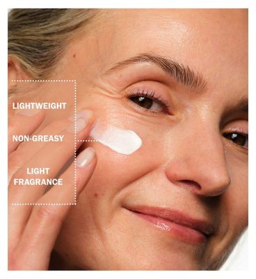 Olay Super Serum 30ml & Olay Vitamin C Anti-Dark Spot SPF30 Day Cream 50ml Bundle